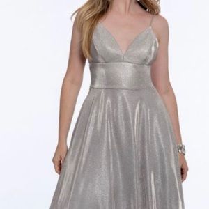 Beautiful sparkly silver dress (brand new)